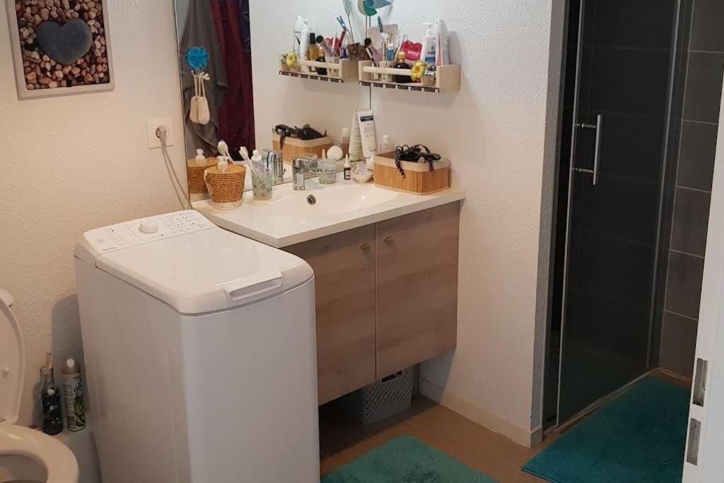 Appartement Complet Et Parking Protege 拉特斯特德布赫 外观 照片